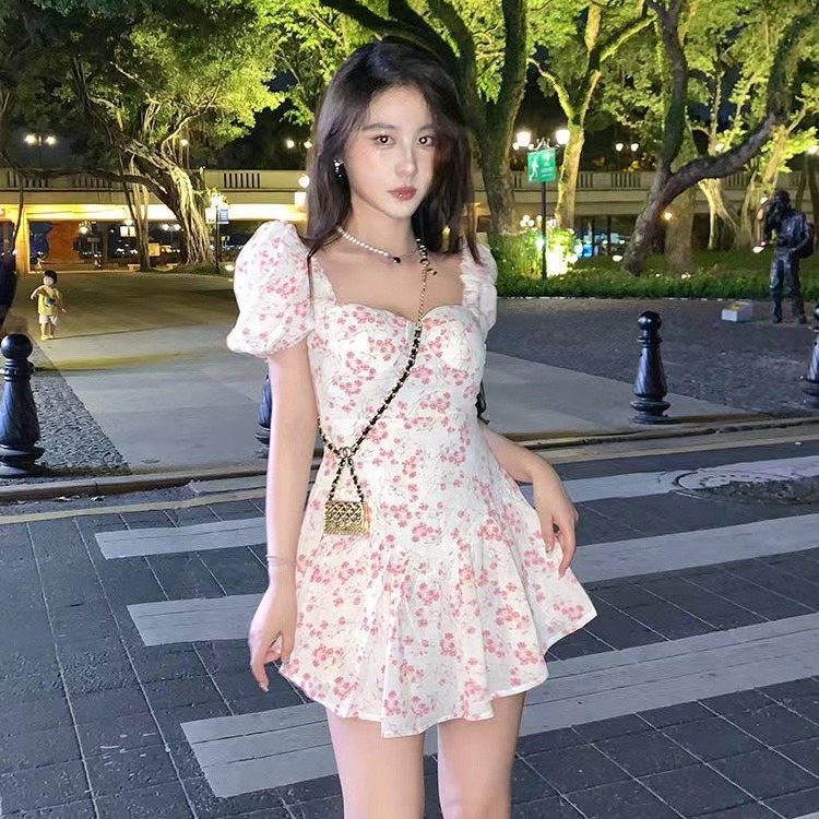 Floral short sleeve dress puff sleeve princess dress 2022 summer new off-shoulder skirt