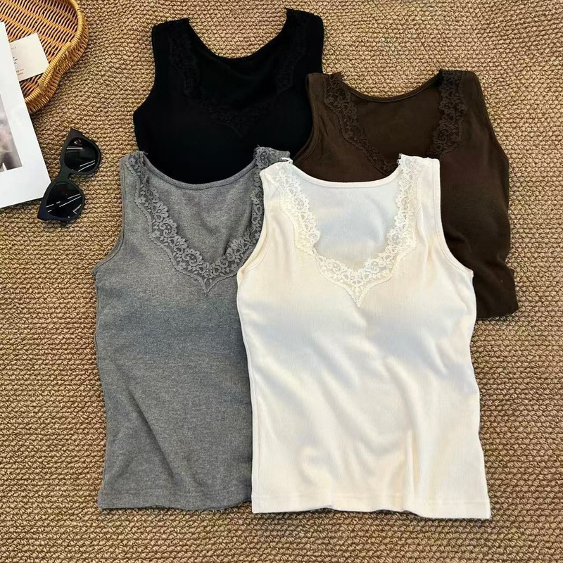 792 # Pearl mousse velvet lace deep V-neck thermal vest, slimming wide-shoulder design with built-in chest pads, figure-hugging thermal underwear 792 # Pearl mousse velvet lace deep V-neck thermal vest, slimming wide-shoulder design with built-in chest pads, figure-hugging thermal underwear