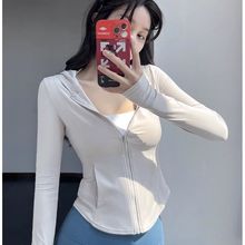 �������٤���\�Ӿo����Ů�������������\������Ů�L������