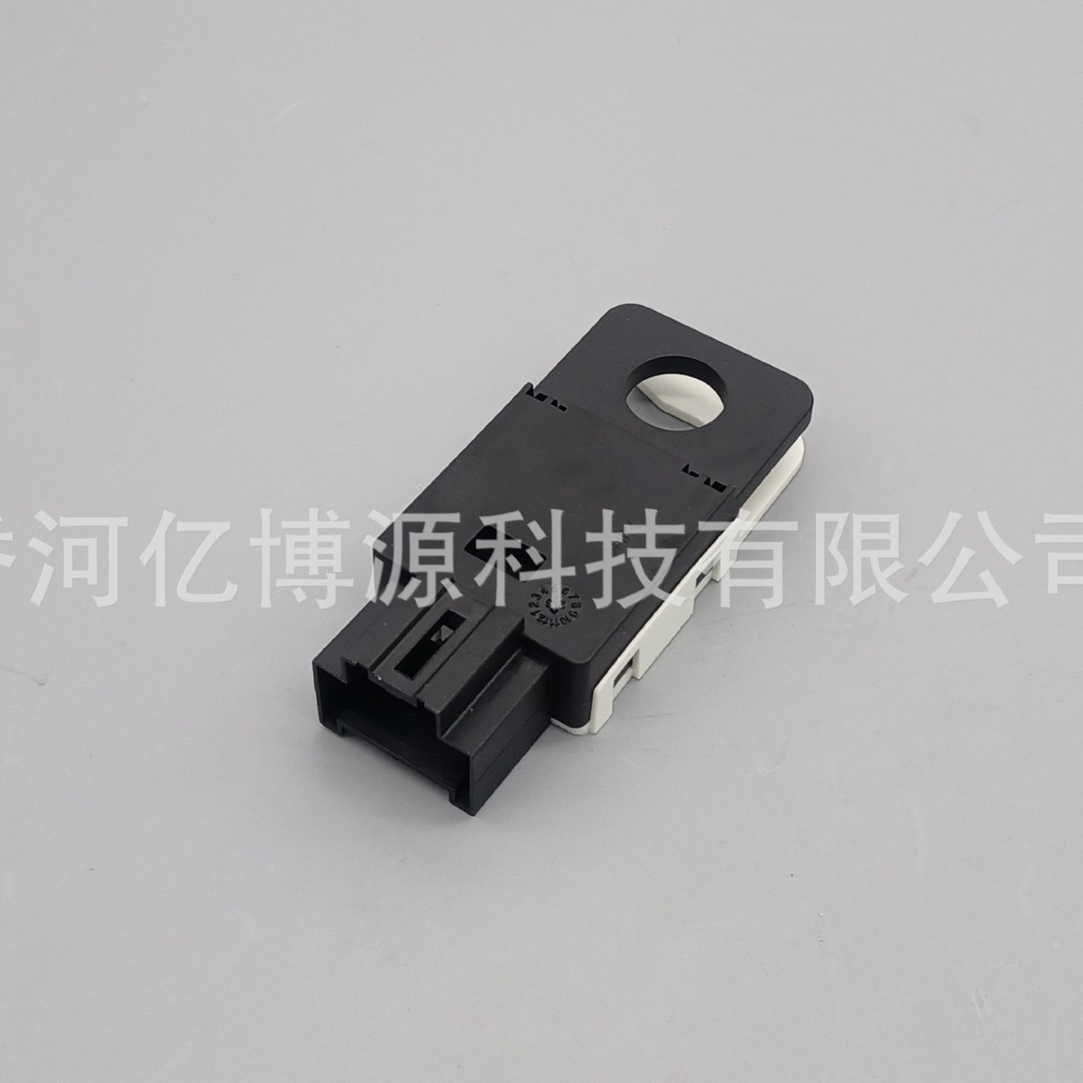 25981009 D1539J适用于凯迪拉克凯雷德刹车灯开关 脚踏板开关