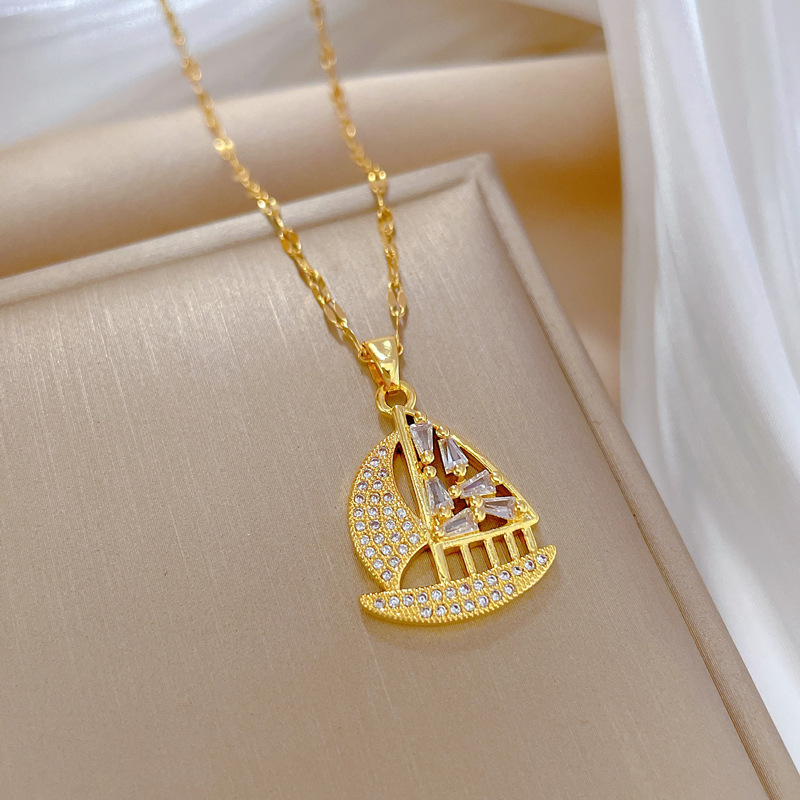 Luxurious Ship Stainless Steel Copper Plating Zircon Pendant Necklace