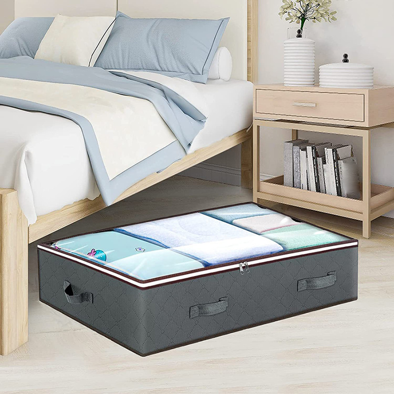 매우 투명한 짙은 회색 침대 바닥