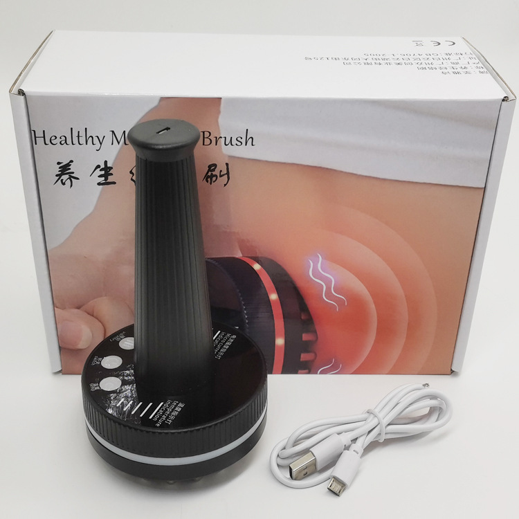 電動経絡ブラシで神器を掻いて全身通用マッサージします。足の背中でお腹を揉みます。|undefined