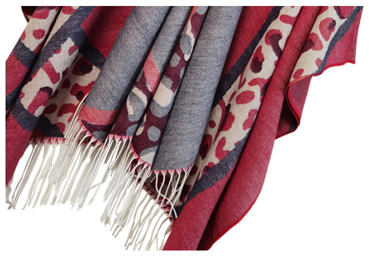 Unisex Women's fashion leopard cape large jacquard travel tassel split cape_viptrois.com