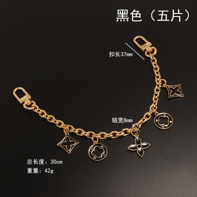 5 black hangings 30cm chains