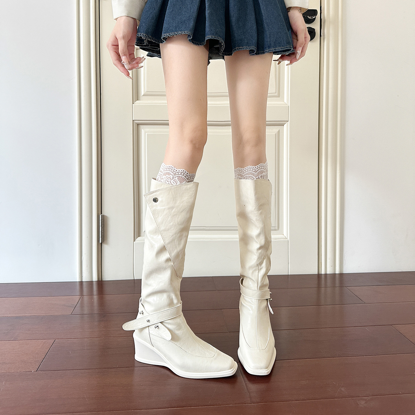 方头粗跟高筒靴女2025秋冬设计感坡跟西部牛仔靴百搭骑士靴女堆堆