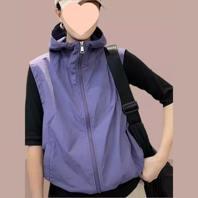 2024 New Spring and Summer Thin Single-Layer Sun Protection Vest for Women Loose Outer Wear Hooded Breathable Middle-Aged Vest Jacket