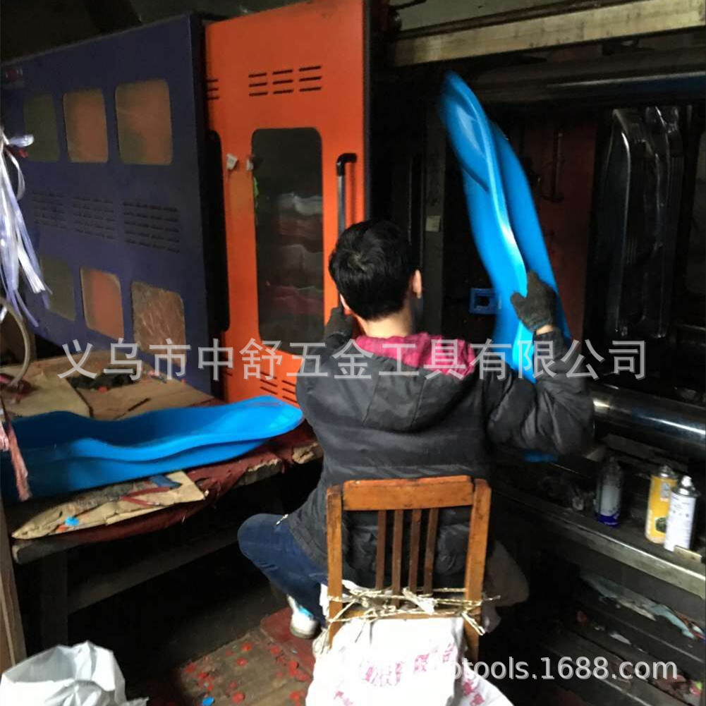 4051433384_1011713252