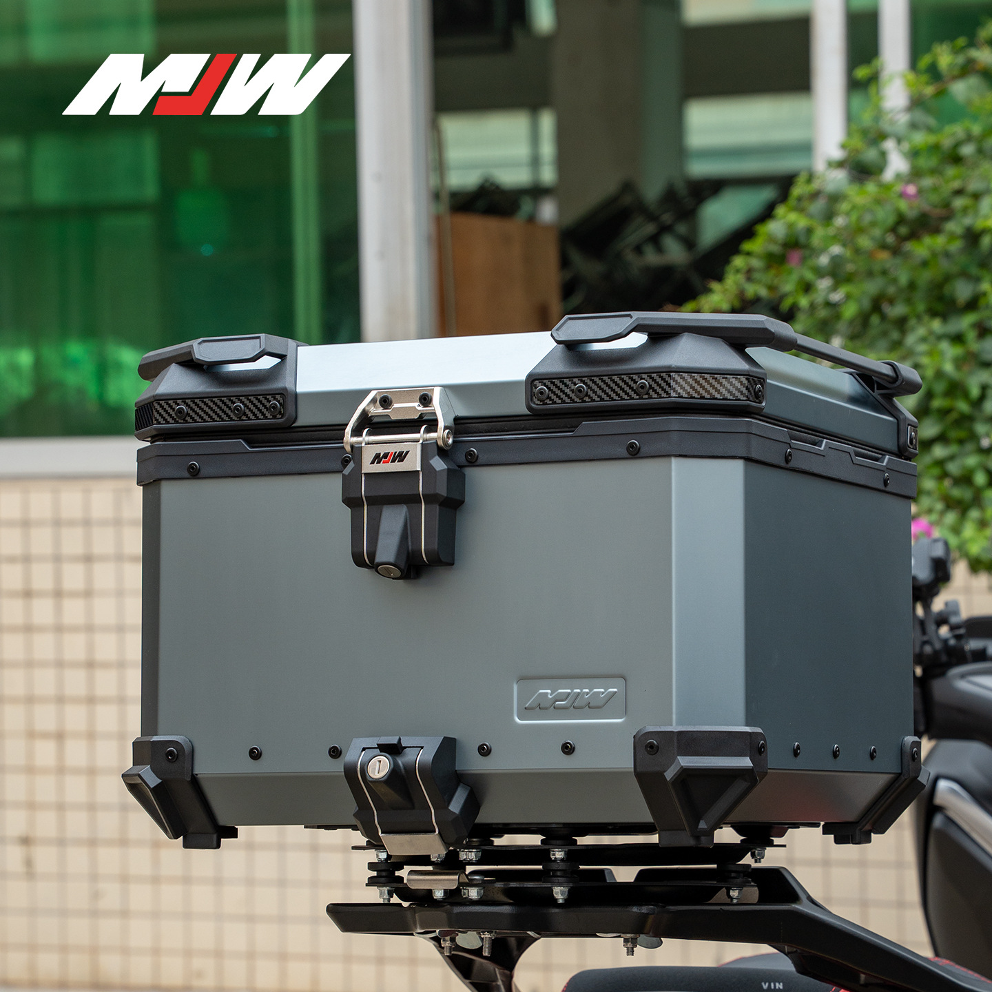 Mjw Embossed Anodized Silver Bm Lock 45L55L Quick-Release Motorcycle Aluminum Alloy Tail Box Waterproof Trunk Storage Box