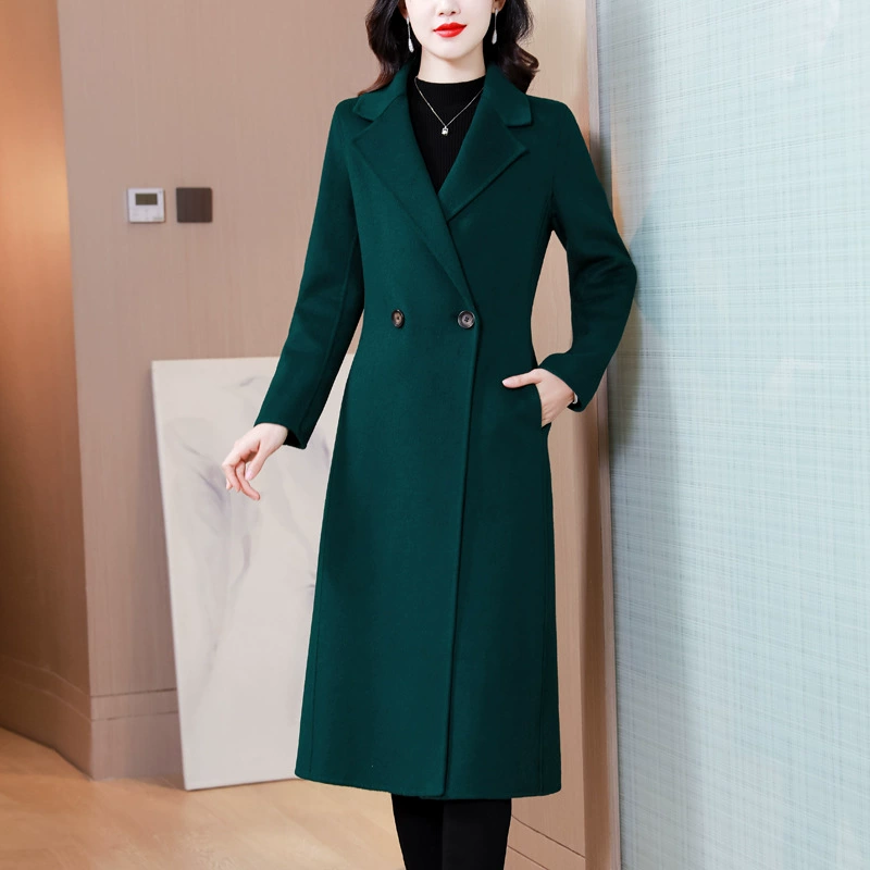 Woolen long fashionable jacket, bright catchy style