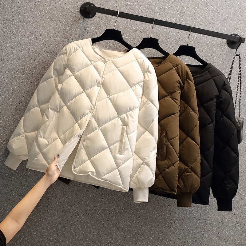 Short down Jacket for Women 2025 New Winter K-Style Lightweight Popular Style Small Light Quilted Casual Jacket