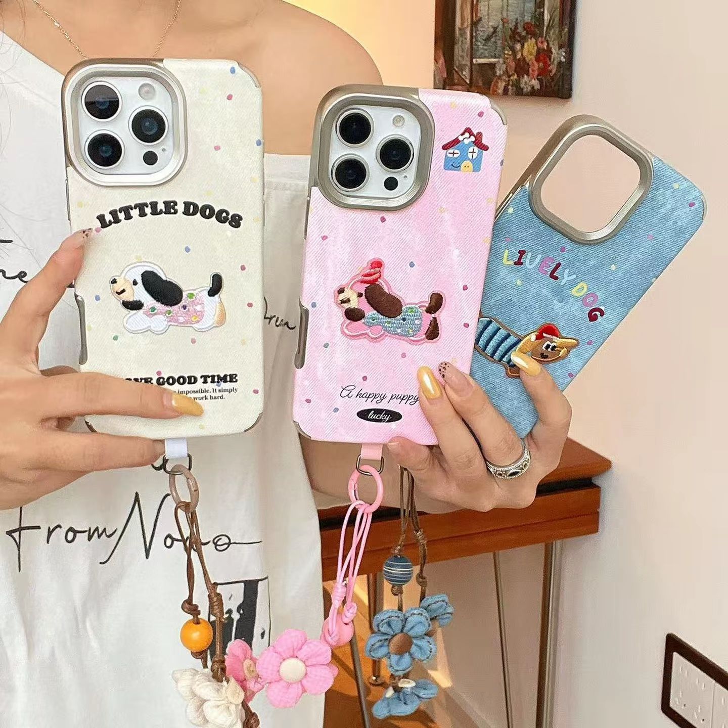 Colorful Polka Dot Puppy Denim Pattern Suitable for Apple 17Promax Mobile Phone Case Electroplated Iphone17/16 Hand Strap