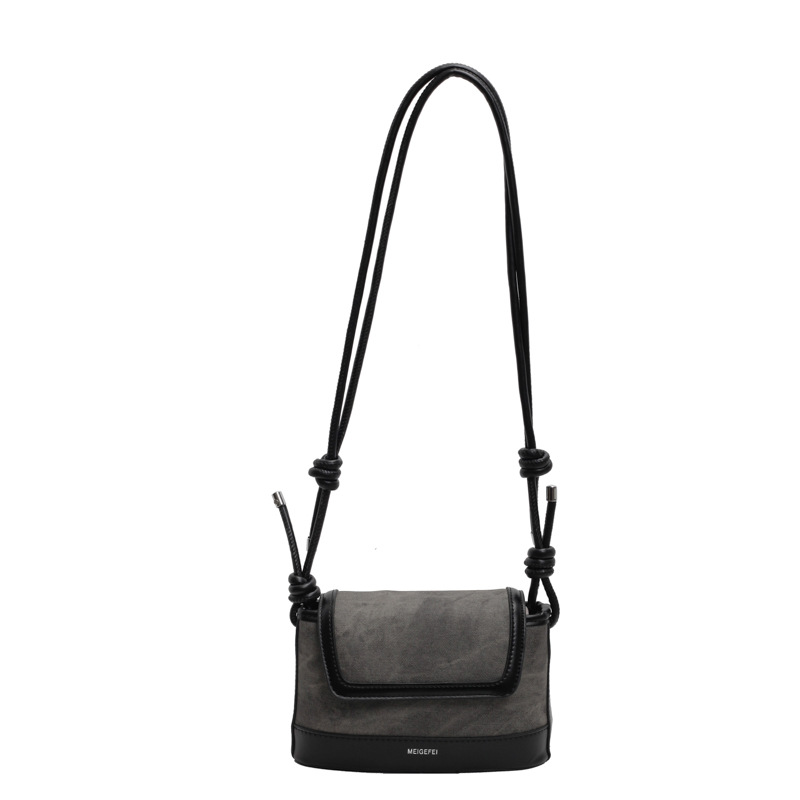 Nicho Zhong bolso de diseño de color para mujeres 2024 nueva moda exterior versátil bolso pequeño cuadrado de alta calidad retro mochila