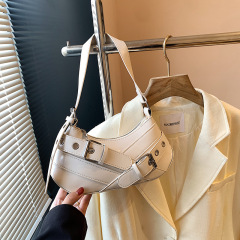 大衆デザイン法棒腋の下バッグ女性2025新型潮クール百合気質高級感ファッションショルダーバッグ