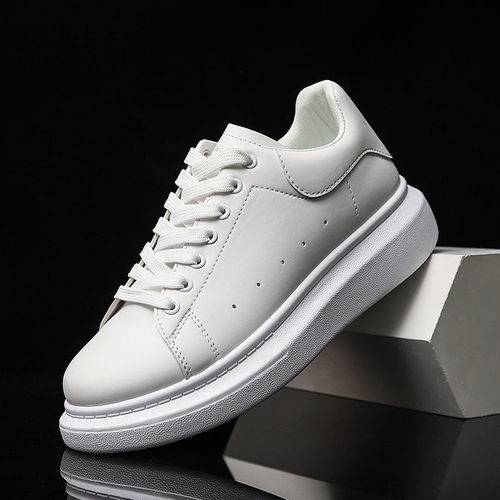 McQueen white shoes for men and women PU leather same style high version versatile shoes 2024 new thick sole sneakers lazy shoes