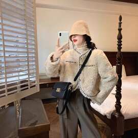小香风外套女装冬季2025新款仿羊羔毛宽松短款高级感炸街长袖棉衣