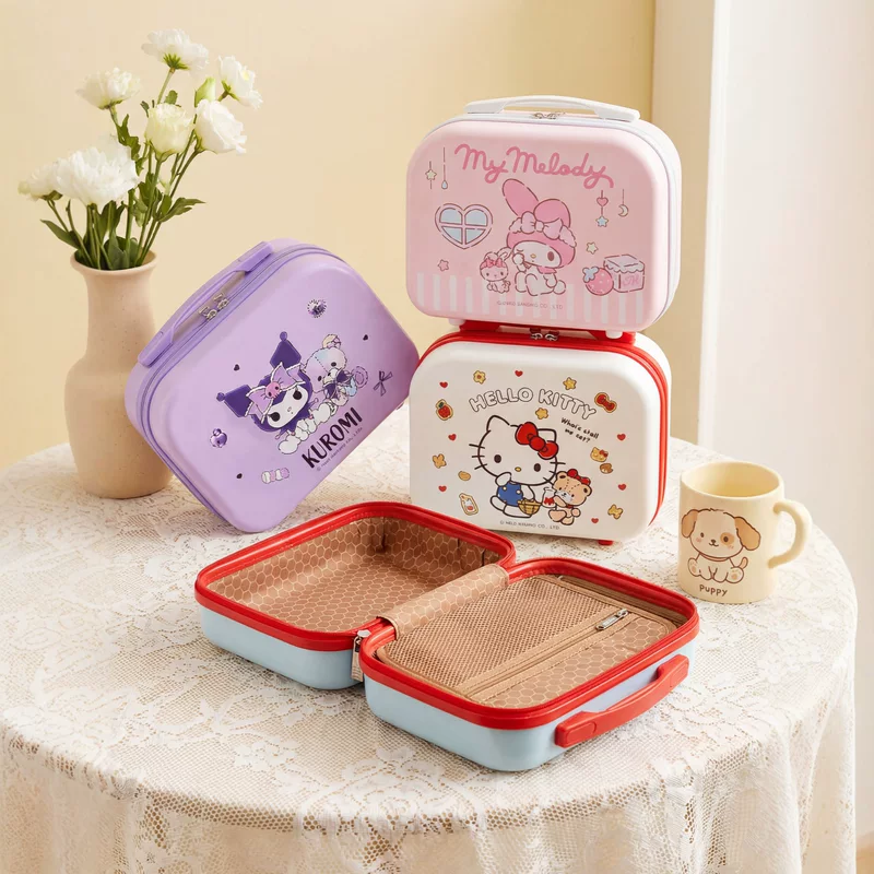 Sanrio, hello kitty, handheld small storage box for traveling, gift box