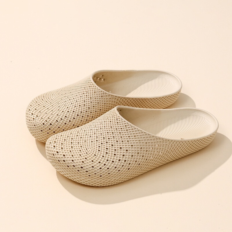[in Stock] Women's Closed-Toe Shoes Outdoor Summer New Flat Breathable Soft Sole Non-Slip Beach Water Shoes for Women and Men
