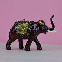 跨境潮流风格新款家居装饰简约现代树脂工艺品红木色大象树脂摆件