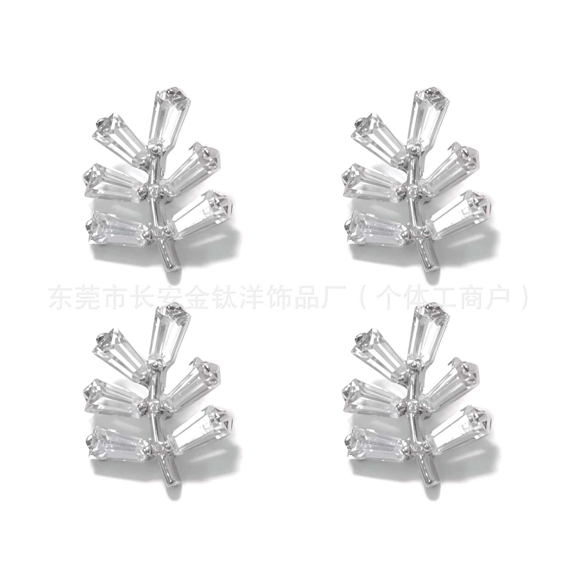 F136 Titanium Internal Thread Leaf Zircon Earrings Lip Nail Ear Bone Nail G23 Titanium Alloy Human Cartilage Piercing Jewelry detail image 8