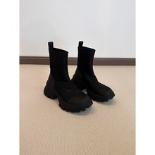 牛皮版~设计感绒面交叉带小个子厚底马丁靴女复古简约弹力瘦瘦靴