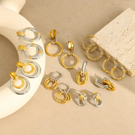 耳环;项链;手链