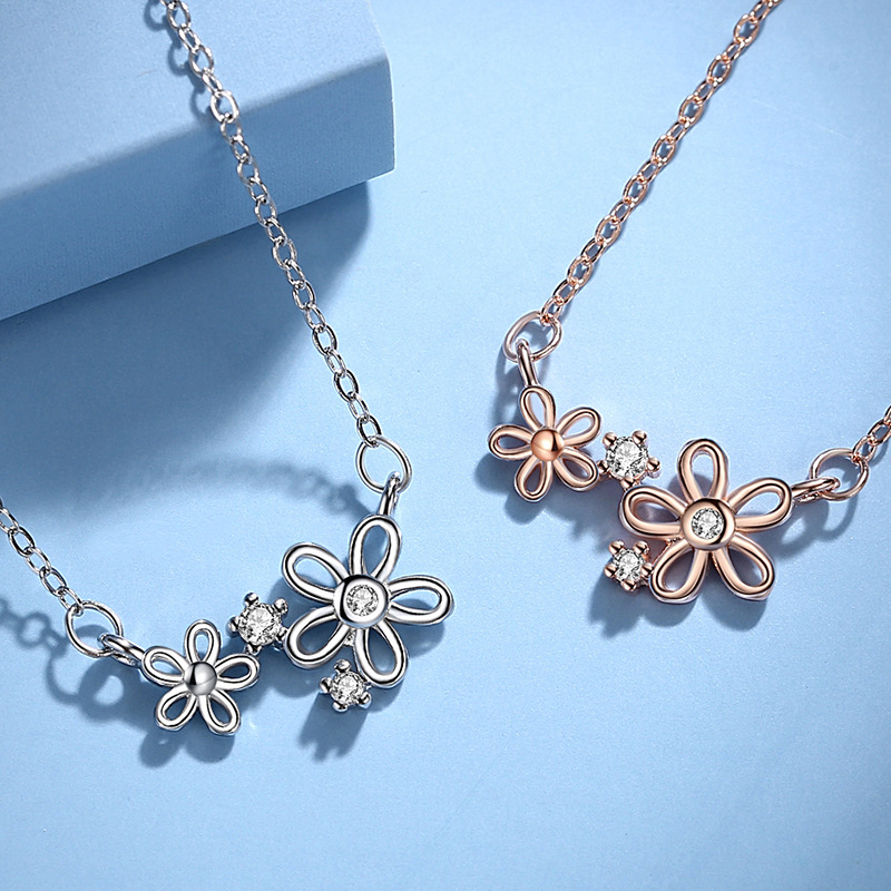 S925 plata de ley de cinco pétalos collar de flores de las mujeres de diamantes incrustados estilo japonés y coreano fresco Margarita nicho flor diseño de la cadena de la clavícula