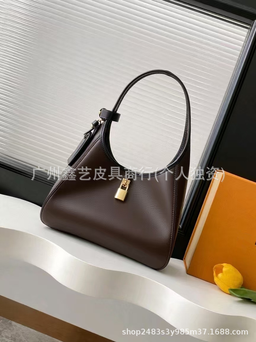 노안 신상 겨드랑이 가방 15cm