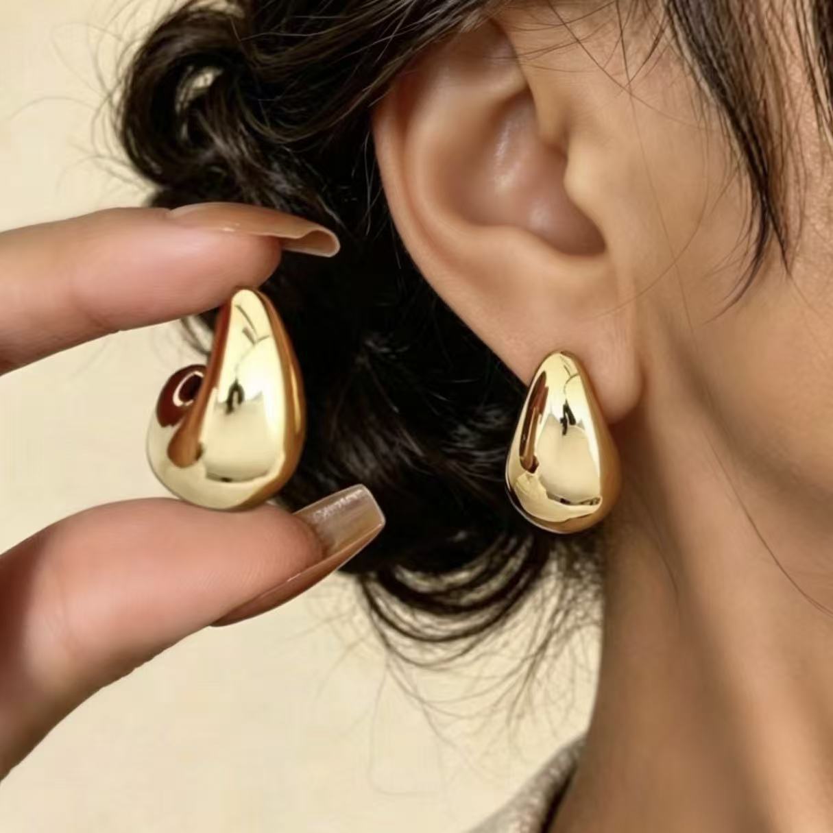 European and American Cross-Border Ccb Earrings, Niche Style, Simple Water Drop Bean Earrings, Autumn and Winter High-End Jewelry Earrings