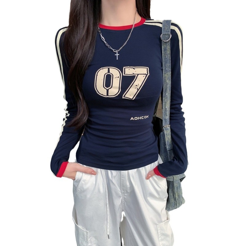 アメリカのレトロhiphopの肩の3つのバーの長袖のtシャツの女性の2024年の春と秋の修身はやせている短い上着を現します。|undefined