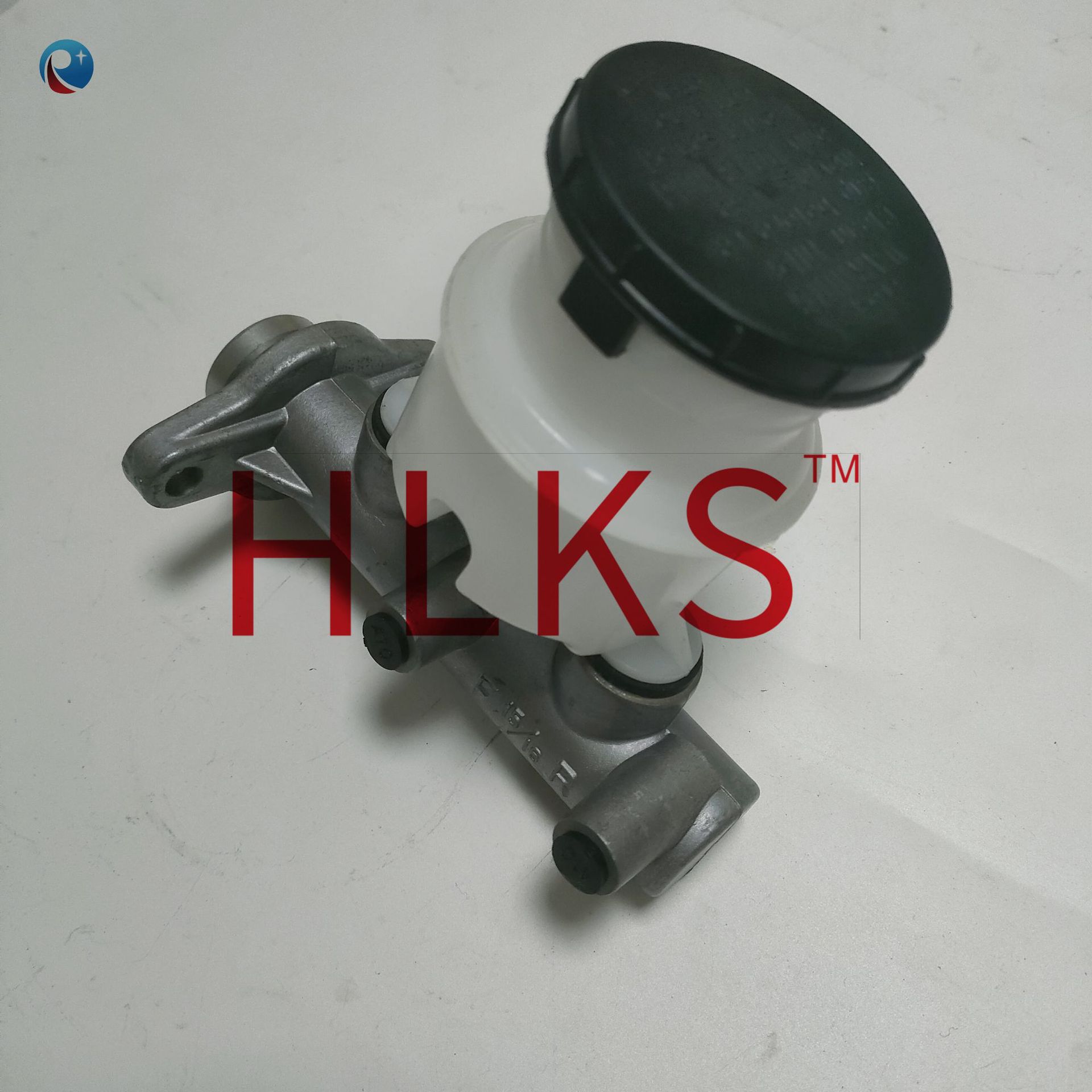 Aplicable al cilindro maestro de freno D-MAX ISUZU cilindro maestro de freno 8-94313-438-0 de la camioneta Pickup de 50 Bell