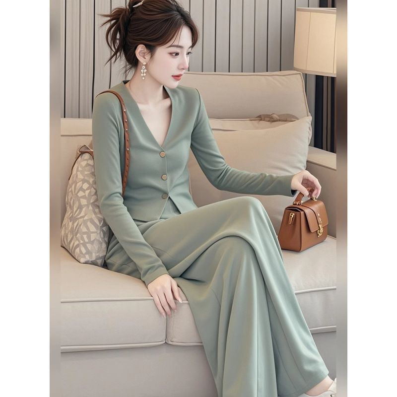 Unique And Beautiful Suit, Early Autumn New Fashion, Lazy V Neck Top,...