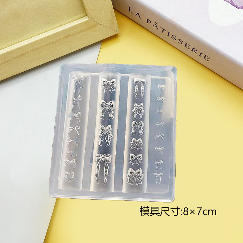 Venta caliente transfronteriza molde de manicura de alta transparencia animal de dibujos animados oso bowknot ramo DIY modelo de manicura en relieve tridimensional