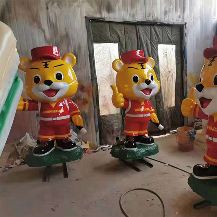 森林防火主题虎威威吉祥物玻璃钢卡通摆件消防环卫形象宣传模型
