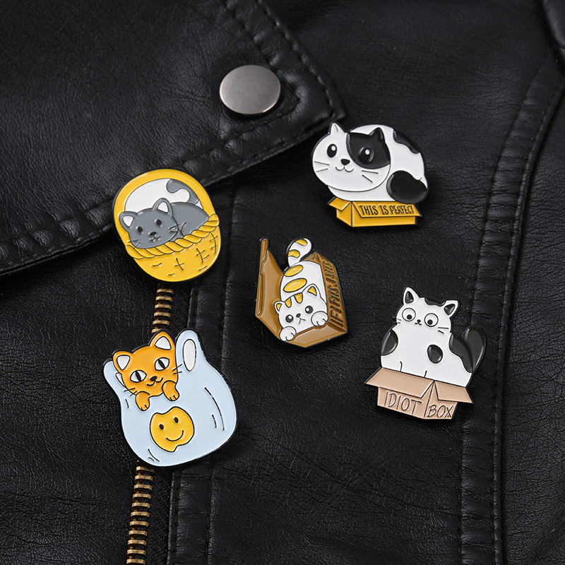 Cute Cats Trinkets Cartoon Fashion Alloy Brooch display picture 4