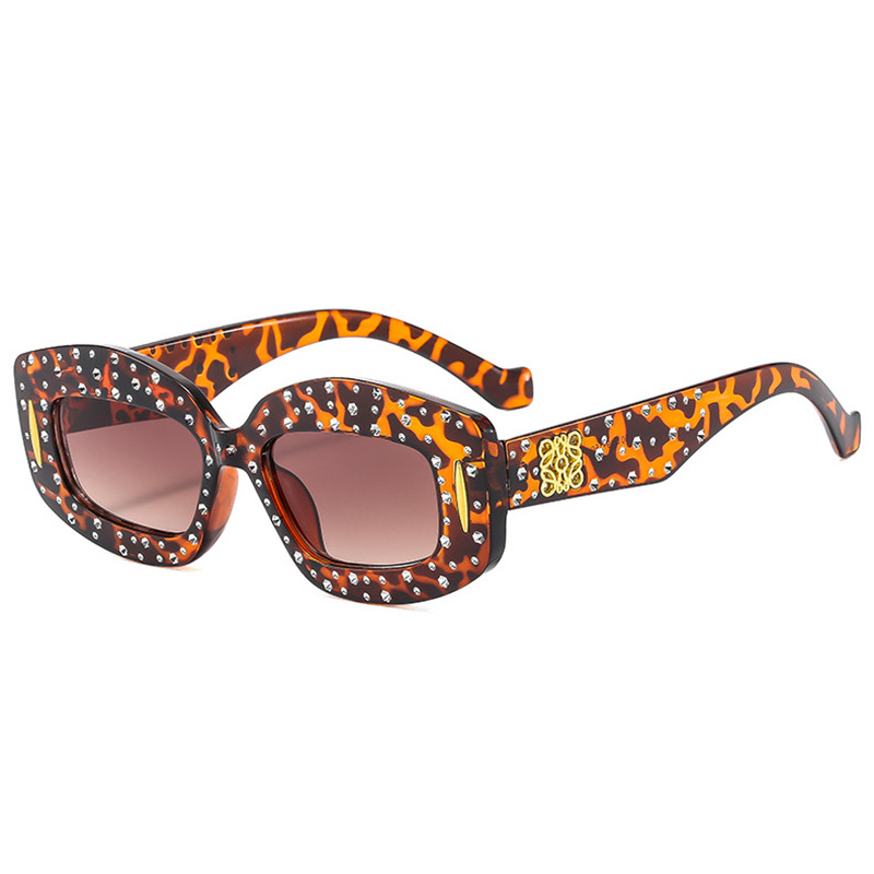 Nuevas gafas de sol de hip-hop de la calle con gypsophila de diamantes con personalidad transfronteriza europea y americana 2024 gafas de sol esenciales para el uso de moda image 12