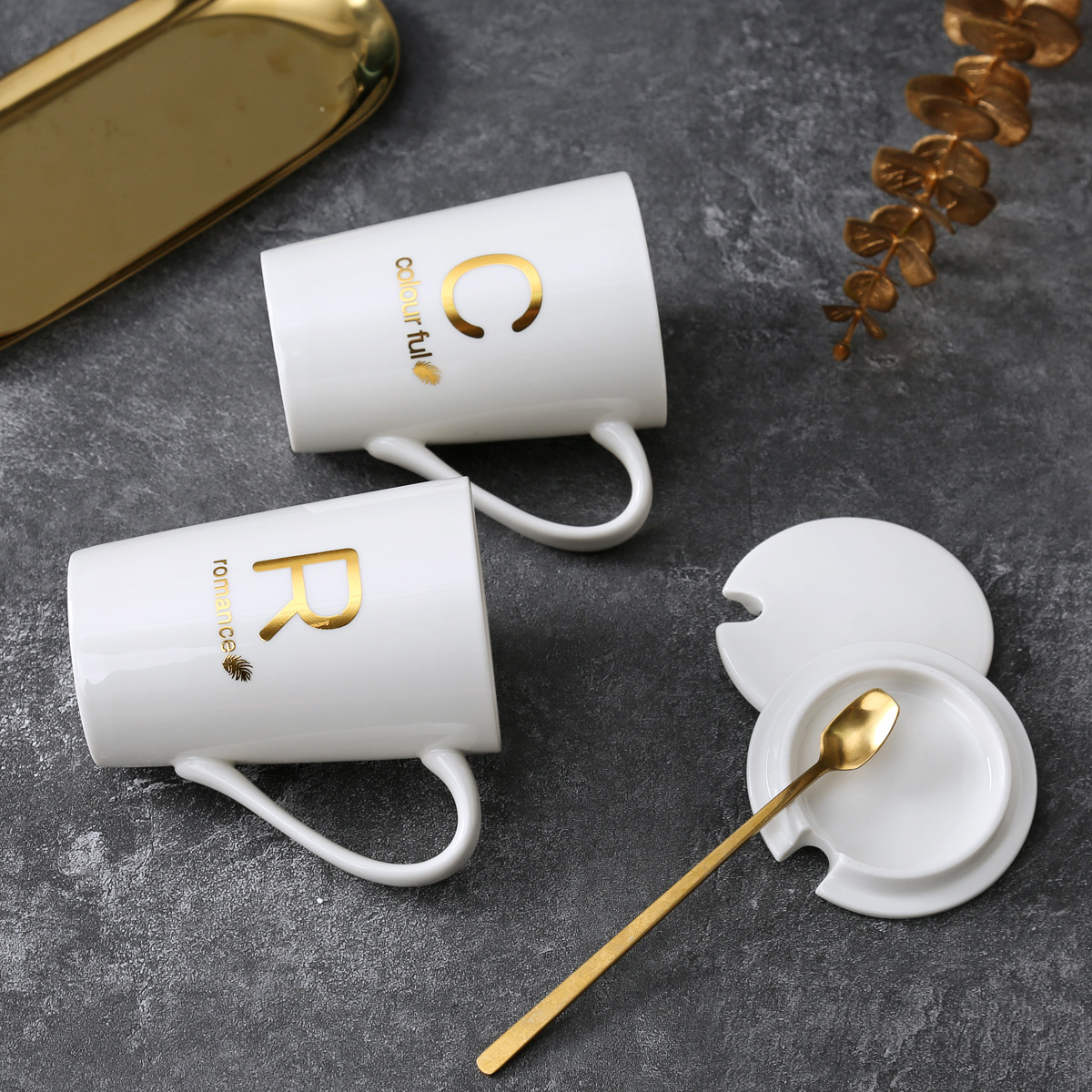 Tazas de cerámica de gran capacidad para hombres y mujeres con cubierta simple taza de café de leche de pareja de estudiantes taza de menú