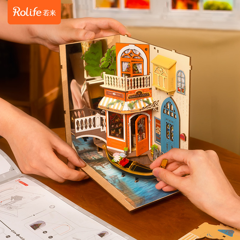 Ruo Estado Ruo Lai Diy Hut Venecia Librería Libro emergente Puzzle Casa Modelo de madera Bloques de construcción Creatividad arquitectónica