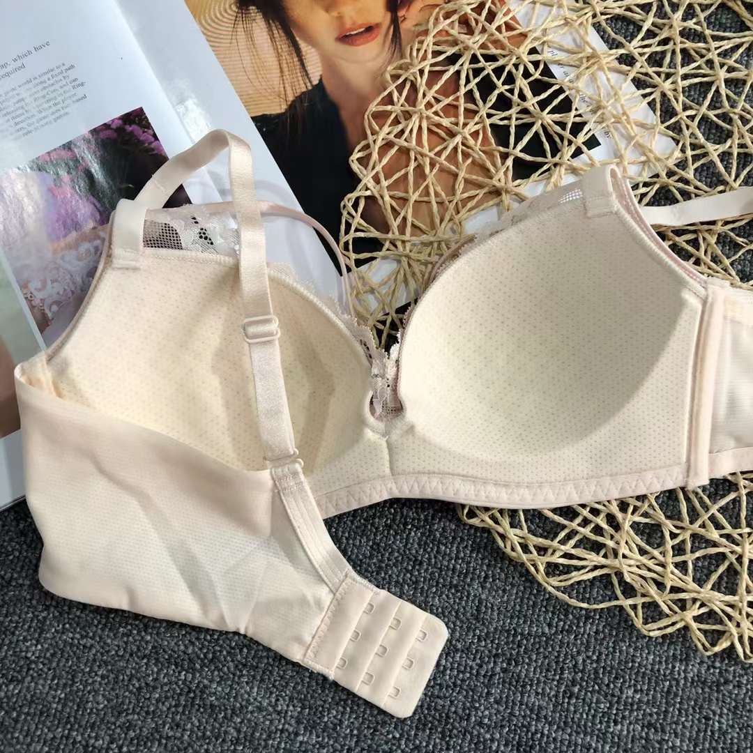 Nueva colección de pecho push-up ajustable de tres pechos cómoda sin costura inalámbrica superior delgada inferior ropa interior gruesa sujetador de las mujeres image 5