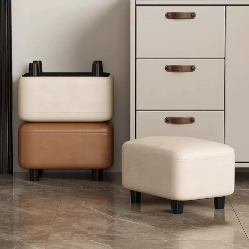 Поменять табуретку для обуви у двери дома.