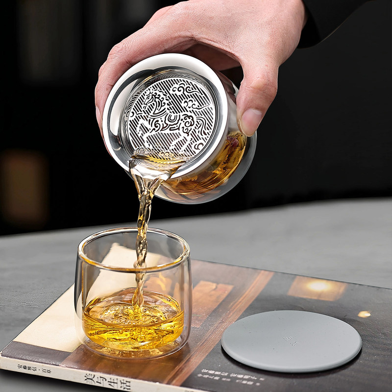 Portable Lazy Person's Tea Brewing Pot with Double-Layer Anti-Scald Glass Cup, Tea-Water Separation Pot, Office and Travel Tea Brewing Gadget