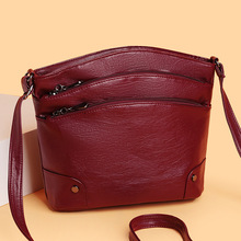 跨境复古多层软皮包包女2025新款简约高级感中老年妈妈包水洗皮包