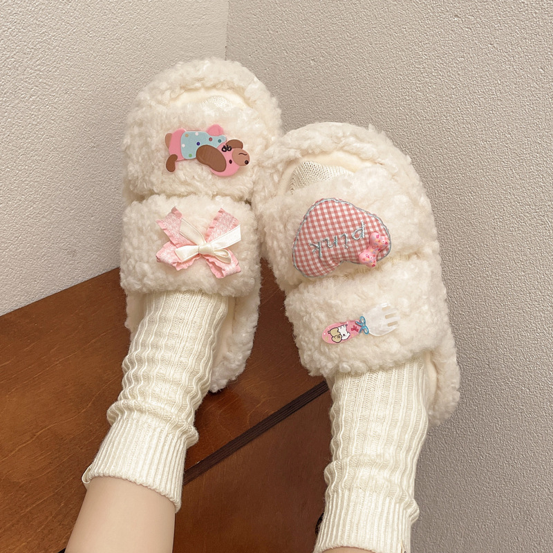 Popular High-Appearance-Value Chanel-Style Furry Cotton Slippers for Women, Suitable for Outdoor Wear, 2026 Autumn New Cute Cartoon Slide Slippers Popular High-Appearance-Value Chanel-Style Furry Cotton Slippers for Women, Suitable for Outdoor Wear, 2026 Autumn New Cute Cartoon Slide Slippers