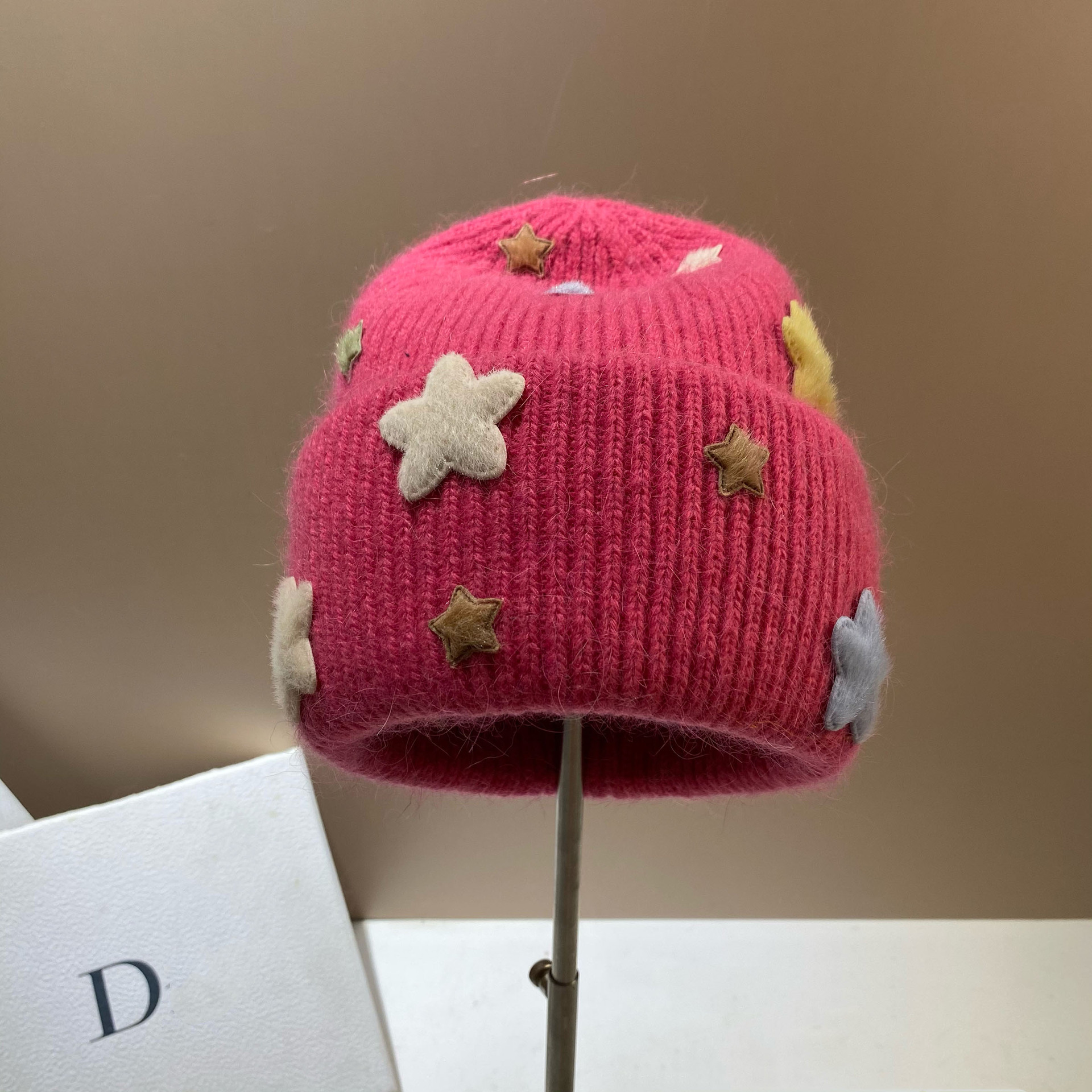 Gorro beanie de punto para mujer de pelo de conejo invierno_voghion.com