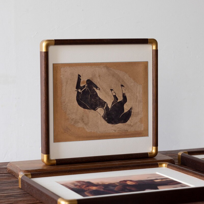 Photo Frame with Copper Corners, Chinese-Style Family Portrait, High-End Custom Photo, Wedding Photo Display, Wall Decoration Picture Frame Photo Frame with Copper Corners, Chinese-Style Family Portrait, High-End Custom Photo, Wedding Photo Display, Wall Decoration Picture Frame