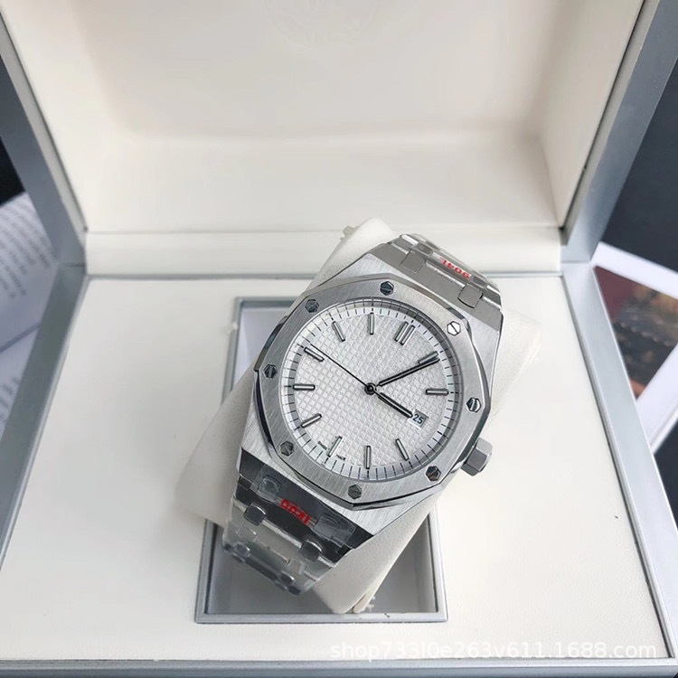 Audemars Piguet Royal Oak Selfwinding 15500ST.OO.1220ST.04