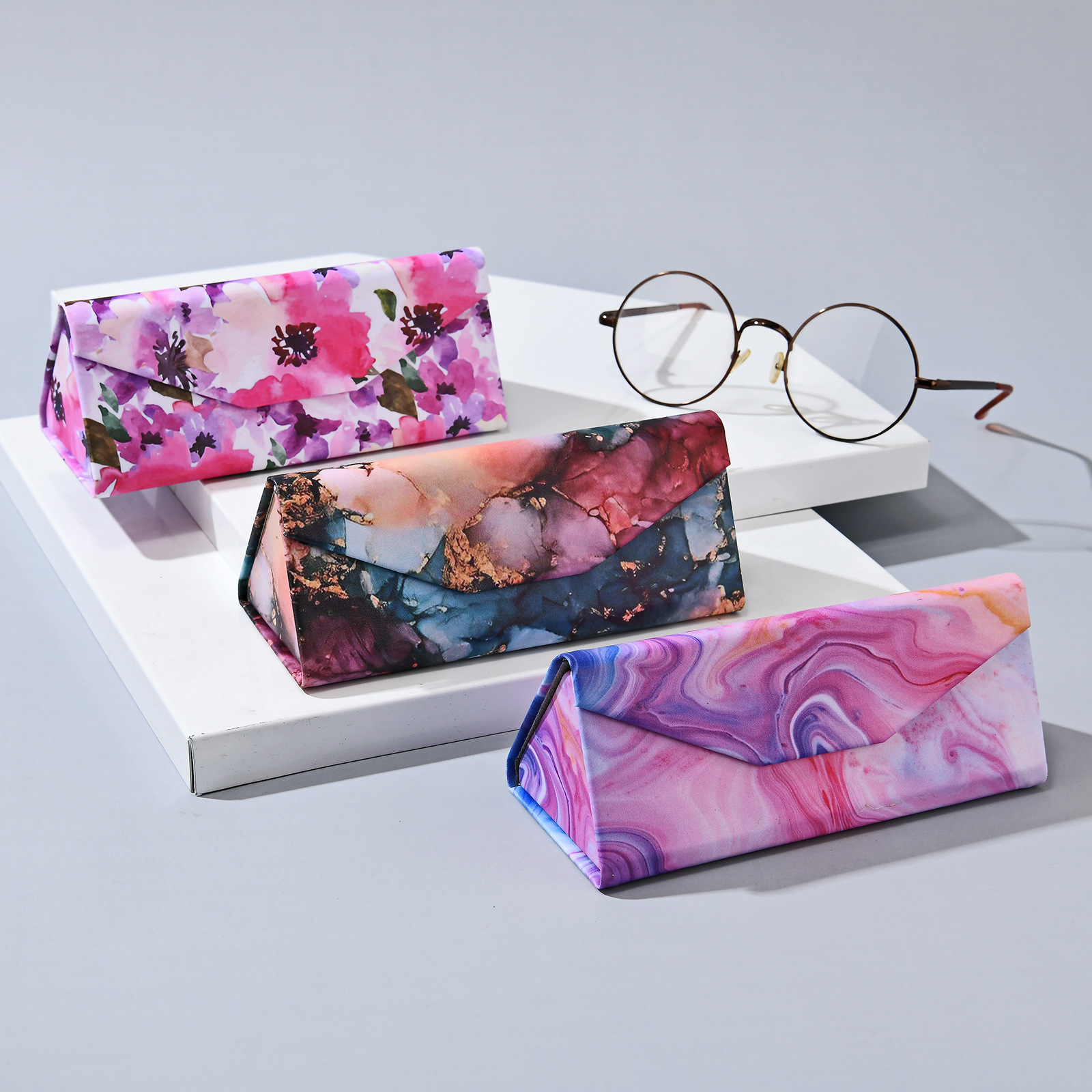 75g Weight Chinoiserie Colorful PU Unisex Glasses Case