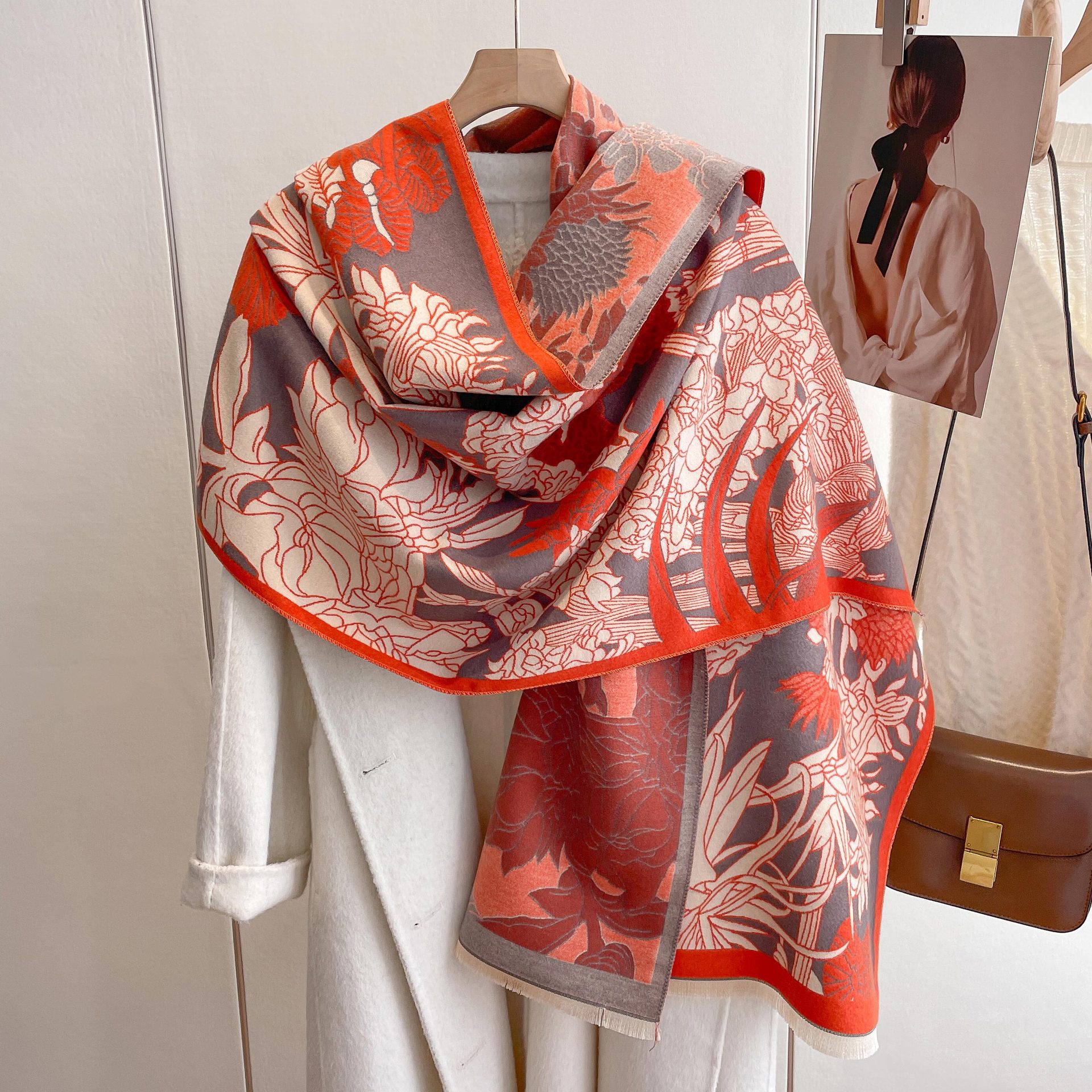Estilo coreano de moda cálido todo fósforo largo chal Otoño e Invierno cachemir-como engrosada bufanda de alto grado elegante bufanda floral para las mujeres