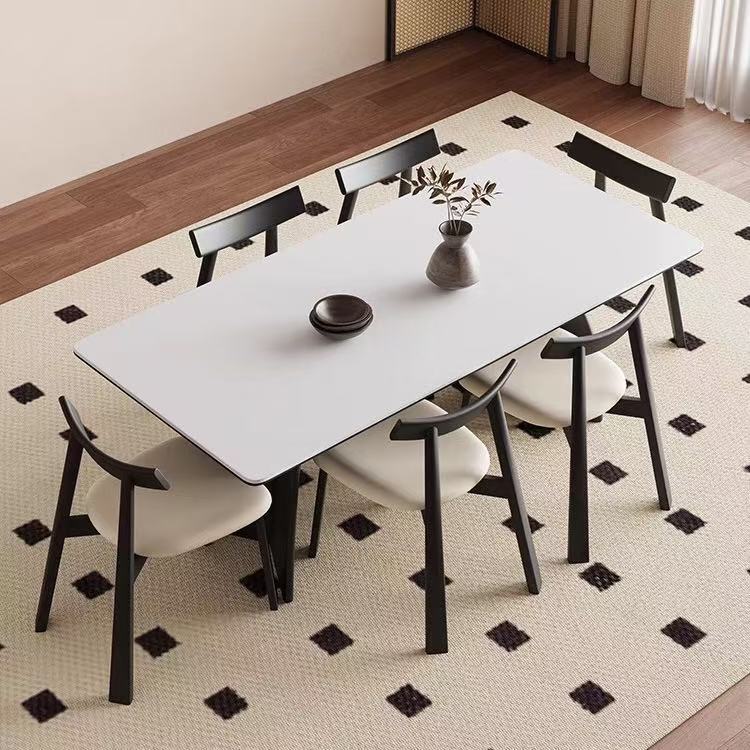 Combinación de mesa y silla de comedor de madera maciza retro francesa Mesa de comedor rectangular para el hogar Mesa de comedor de roca de apartamento pequeño simple de estilo moderno