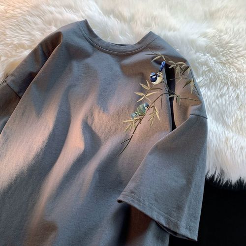 Retro-styled versatile short-sleeve T-shirt for men, 2025 spring and summer simple oversize round neck five-hole sleeve cool